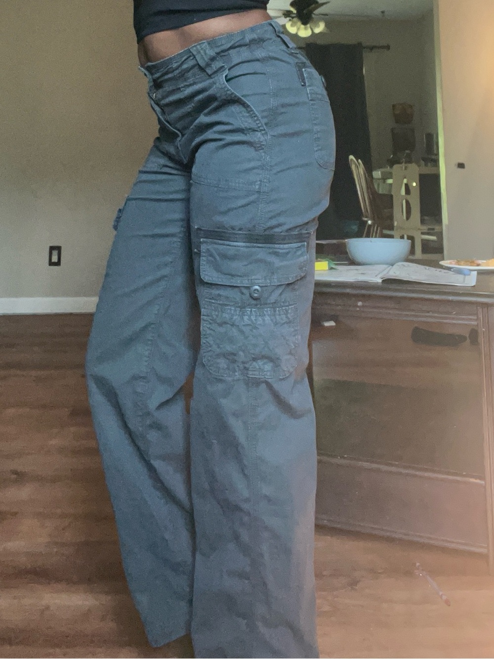 American Eagle Outfitters Straight-Leg Cargo Pants in Slate gray